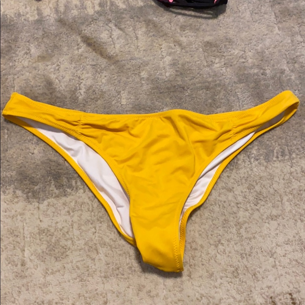 Bathing suit bottoms